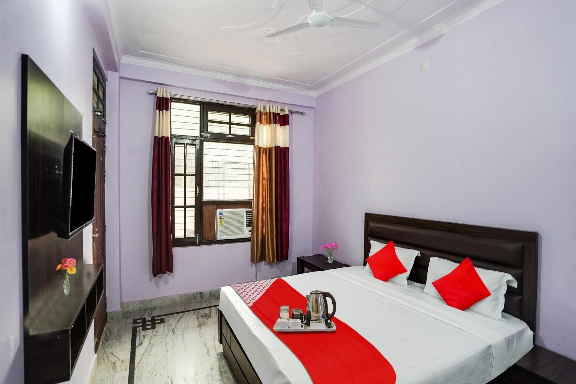 Hotel O Ayurma Inn Chinhat Ngoại thất bức ảnh