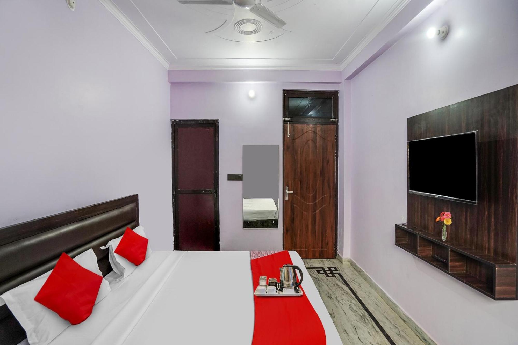 Hotel O Ayurma Inn Chinhat Ngoại thất bức ảnh