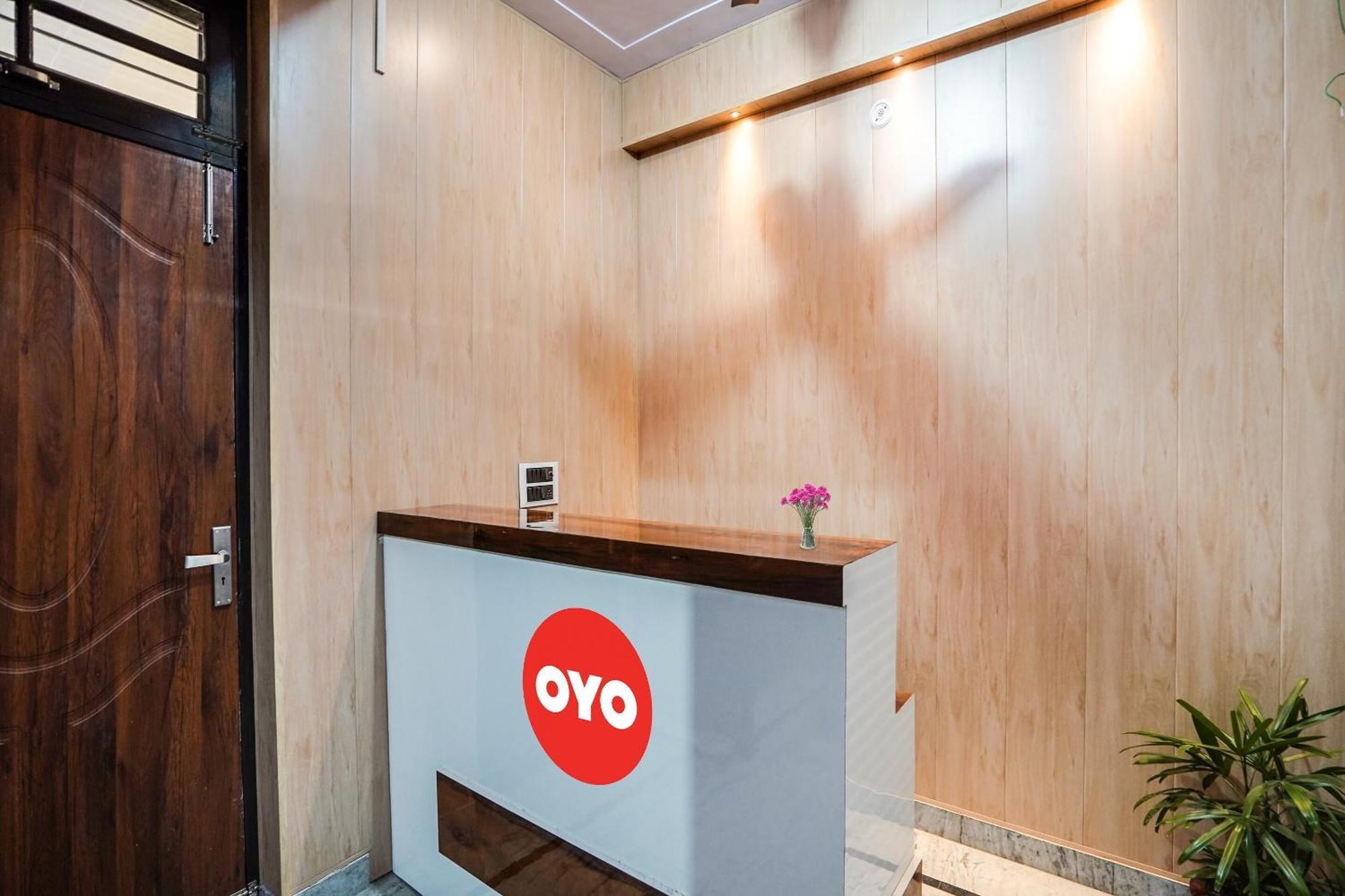 Hotel O Ayurma Inn Chinhat Ngoại thất bức ảnh