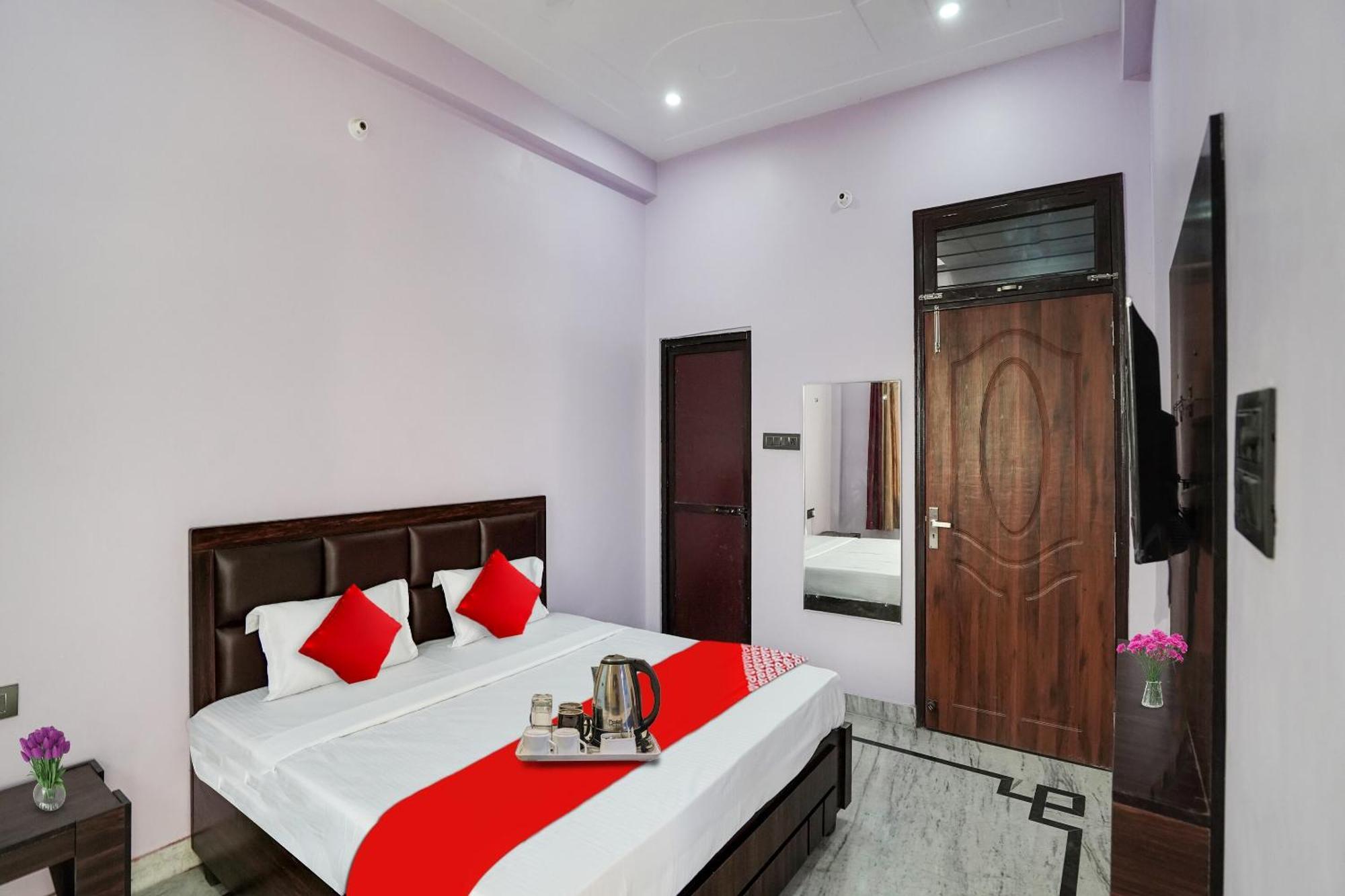 Hotel O Ayurma Inn Chinhat Ngoại thất bức ảnh