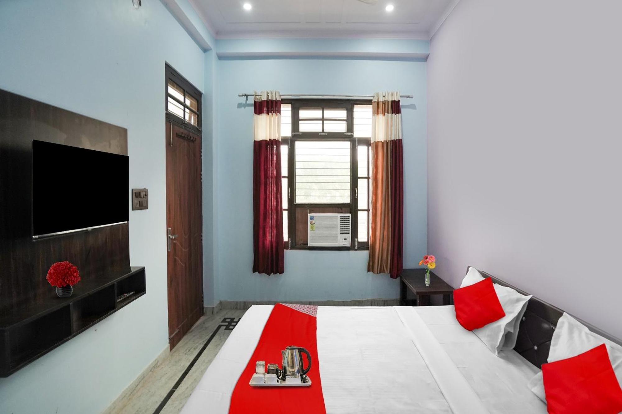 Hotel O Ayurma Inn Chinhat Ngoại thất bức ảnh