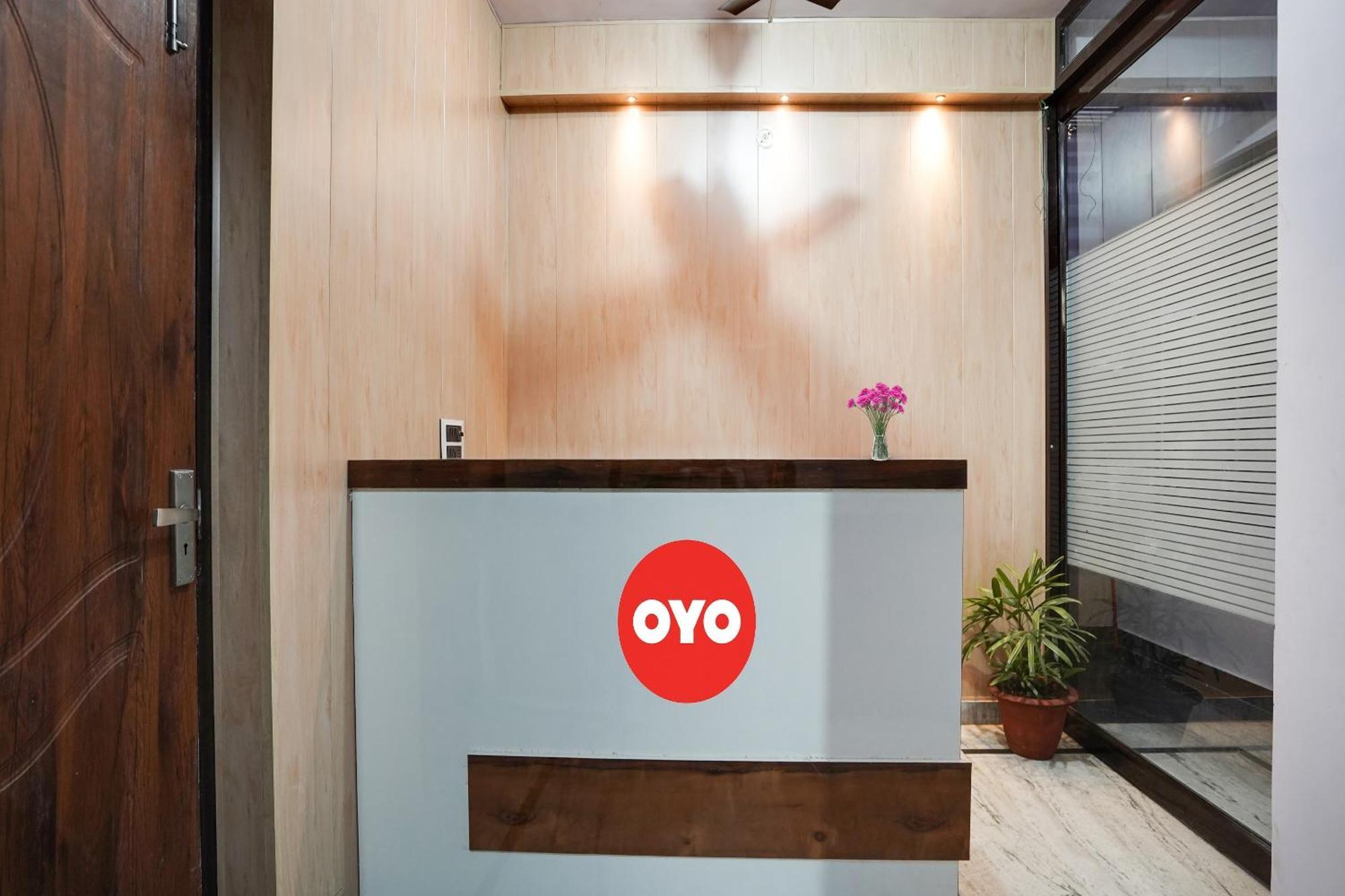 Hotel O Ayurma Inn Chinhat Ngoại thất bức ảnh